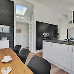 Tea - 2-7km From The Sea By Interhome Semesterbostad *
