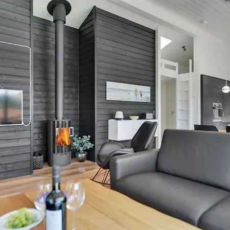 Tea - 2-7km From The Sea By Interhome