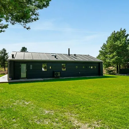 Tea - 2-7km From The Sea By Interhome Bolilmark